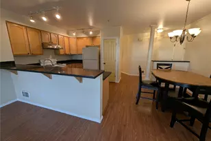 3990 129th Pl SE, Bellevue, WA 98006 - Photo 2