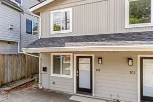 9251 N Ashworth Ave N, Seattle, WA 98103 - Photo 2