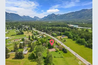 35725 US 2, Sultan, WA 98294 - Photo 2