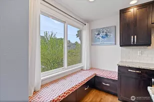 2905 E Olive St, Seattle, WA 98122 - Photo 8