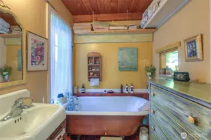 276 Elderberry Ln, Orcas Island, WA 98245 - Photo 18