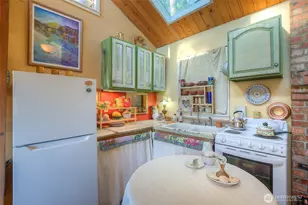 276 Elderberry Ln, Orcas Island, WA 98245 - Photo 10