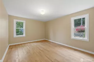 3217 36th Ave W, Seattle, WA 98199 - Photo 14