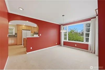 3217 36th Avenue W, Seattle, WA 98199 - Photo 6