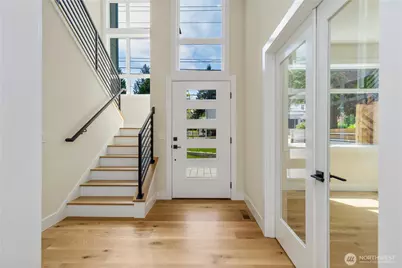 12642 NE 80th Street, Kirkland, WA 98033 - Photo 2
