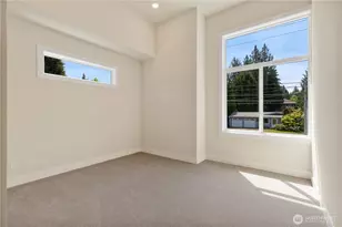 12642 NE 80th St, Kirkland, WA 98033 - Photo 18