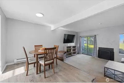 4807 76th St NE #Apt 8, Marysville, WA 98270 - Photo 6