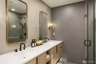 14033 Densmore Ave N, Seattle, WA 98133 - Photo 12