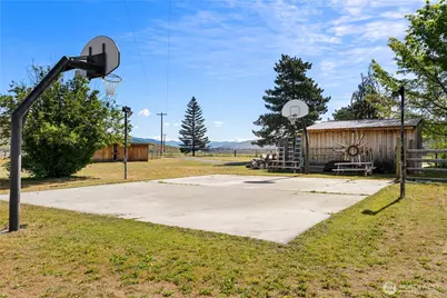 1574 Pine Creek #B, Tonasket, WA 98855 - Photo 10