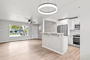 418 S 190th St, Burien, WA 98148 - Photo 4