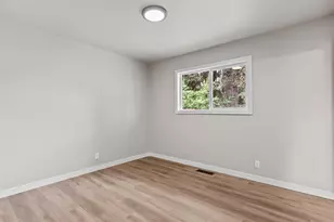 418 S 190th St, Burien, WA 98148 - Photo 12