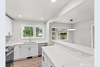 418 S 190th Street, Burien, WA 98148 - Photo 6