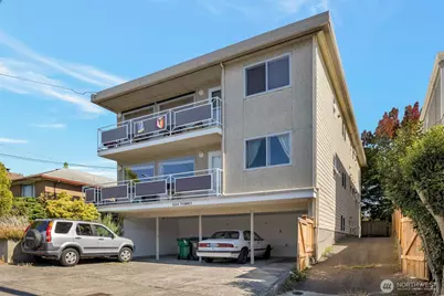 4324 Phinney Avenue N #1, Seattle, WA 98103 - Photo 1
