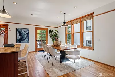 1524 10th Avenue W, Seattle, WA 98119 - Photo 10