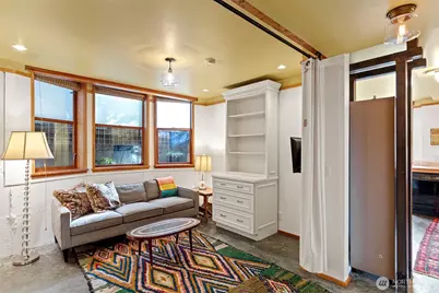 1524 10th Avenue W, Seattle, WA 98119 - Photo 34