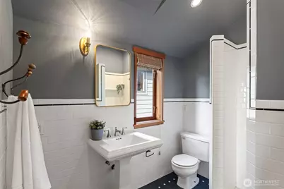 1524 10th Avenue W, Seattle, WA 98119 - Photo 20
