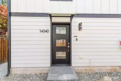 14338 Ashworth Avenue N #B, Seattle, WA 98133 - Photo 2