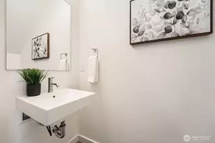 6610 Carleton Ave S, Seattle, WA 98108 - Photo 12