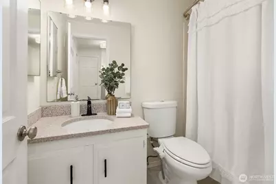 15003 NE 10th Place, Bellevue, WA 98007 - Photo 20