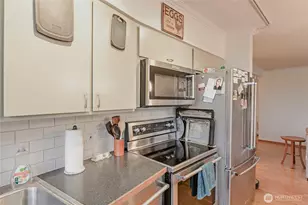 1910 Evergreen Park Dr SW, Olympia, WA 98502 - Photo 6