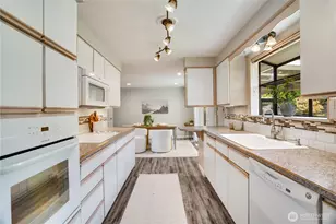 8802 41st St W, University Place, WA 98466 - Photo 20