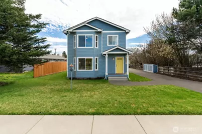 302 W Illinois Avenue, Ellensburg, WA 98926 - Photo 1
