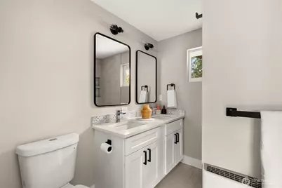 1402 N 136th Street, Seattle, WA 98133 - Photo 16