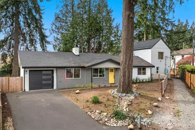 1402 N 136th Street, Seattle, WA 98133 - Photo 1
