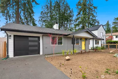 1402 N 136th Street, Seattle, WA 98133 - Photo 2