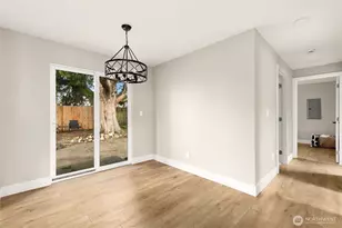 1402 N 136th St, Seattle, WA 98133 - Photo 12