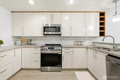 519 S 321st Street #6D, Federal Way, WA 98003 - Photo 8