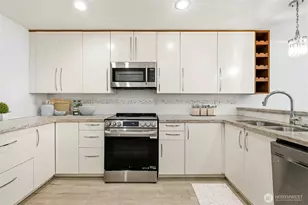 519 S 321st St, Federal Way, WA 98003 - Photo 8