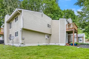 218 10th St, Snohomish, WA 98290 - Photo 2