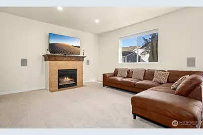 4915 NE 5th Street, Renton, WA 98059 - Photo 6