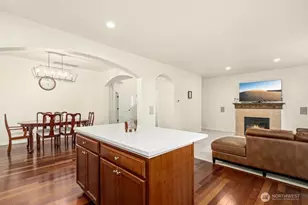 4915 NE 5th St, Renton, WA 98059 - Photo 16