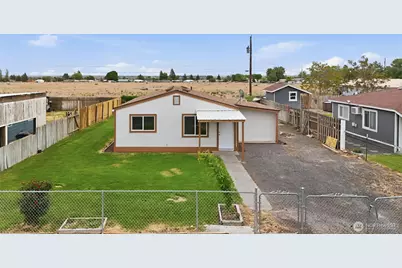 4243 NE Lincoln Drive, Moses Lake, WA 98837 - Photo 2