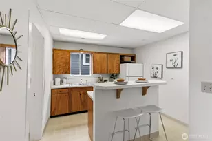 1830 N 54th St, Seattle, WA 98103 - Photo 12