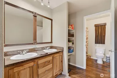 2420 Fords Prairie Avenue, Centralia, WA 98531 - Photo 24