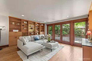 13002 NE 3rd St, Bellevue, WA 98005 - Photo 8