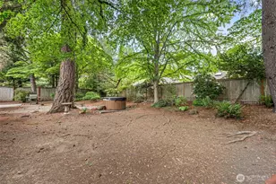 13002 NE 3rd St, Bellevue, WA 98005 - Photo 24