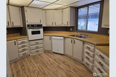 2916 35th Avenue Ct E #31, Tacoma, WA 98443 - Photo 10
