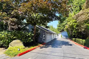 10834 NE 68th St, Kirkland, WA 98033 - Photo 26