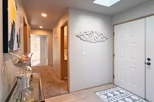 10834 NE 68th St, Kirkland, WA 98033 - Photo 4