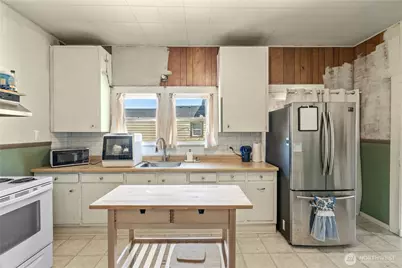 1008 W Wishkah Street, Aberdeen, WA 98520 - Photo 10