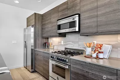4153 California Avenue SW, Seattle, WA 98116 - Photo 12