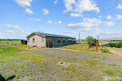 1351 Nass Road, Granger, WA 98932 - Photo 32