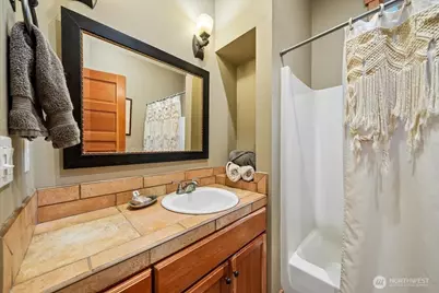 10507 Pioneer Drive, Anderson Island, WA 98303 - Photo 20