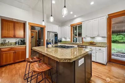 10507 Pioneer Drive, Anderson Island, WA 98303 - Photo 12