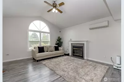 8802 8th Avenue W, Everett, WA 98204 - Photo 6
