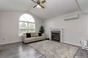 8802 8th Ave W, Everett, WA 98204 - Photo 6